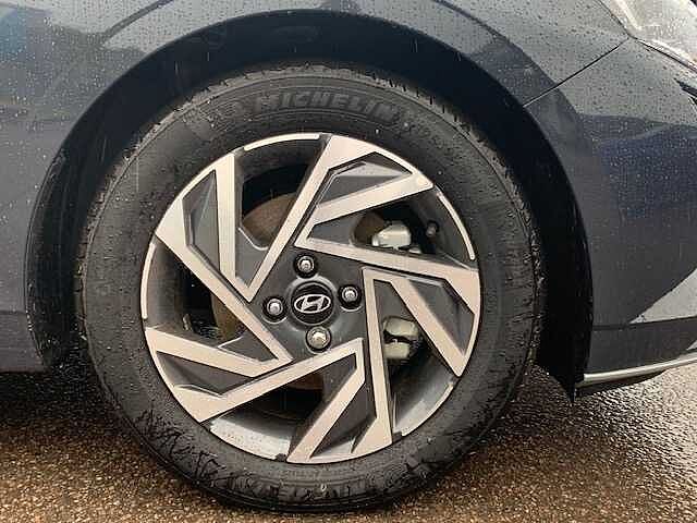 Hyundai i20 1.0 T-GDi (100ps) Advance DCT