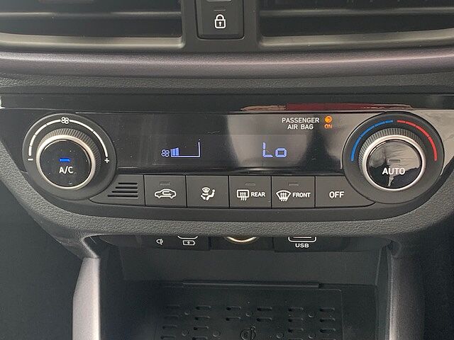 Hyundai i10 1.0 [63] Premium 5dr [Nav]