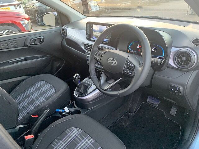 Hyundai i10 1.2 [79] Premium 5dr Auto [Nav]