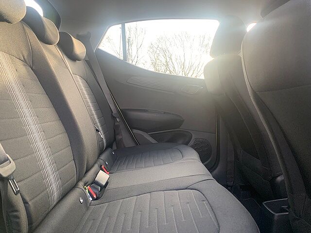 Hyundai i10 1.0 [63] Advance 5dr Auto [Nav]