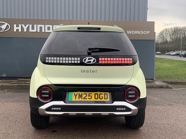 Hyundai INSTER 85kW 02 49kWh 5dr Auto Beige