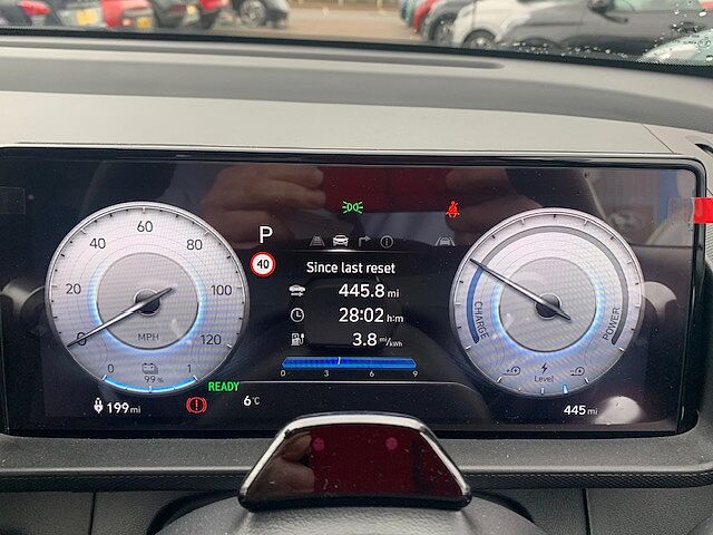 Hyundai INSTER 85kW 02 49kWh 5dr Auto Beige