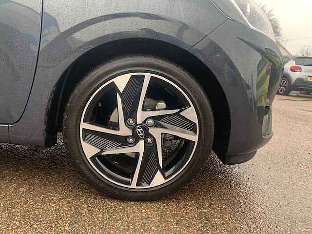Hyundai i10 1.2 [79] Premium 5dr Auto [Nav]
