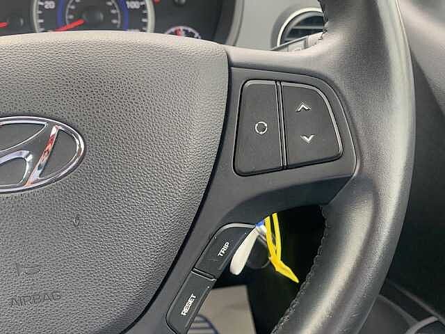 Hyundai i10 1.2 SE 5dr Auto