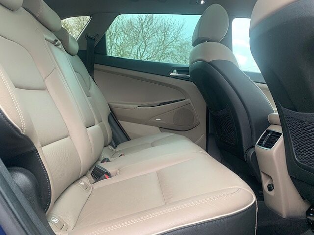 Hyundai TUCSON 2.0 CRDi 48V MHD Premium SE 5dr 4WD DCT