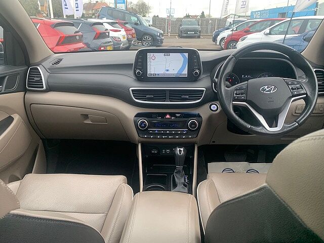 Hyundai TUCSON 2.0 CRDi 48V MHD Premium SE 5dr 4WD DCT