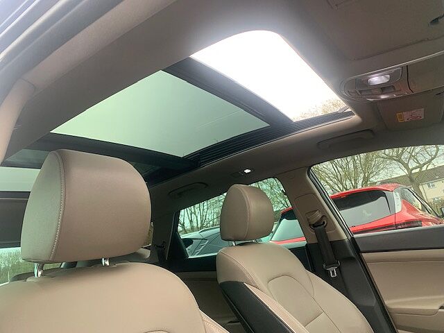 Hyundai TUCSON 2.0 CRDi 48V MHD Premium SE 5dr 4WD DCT