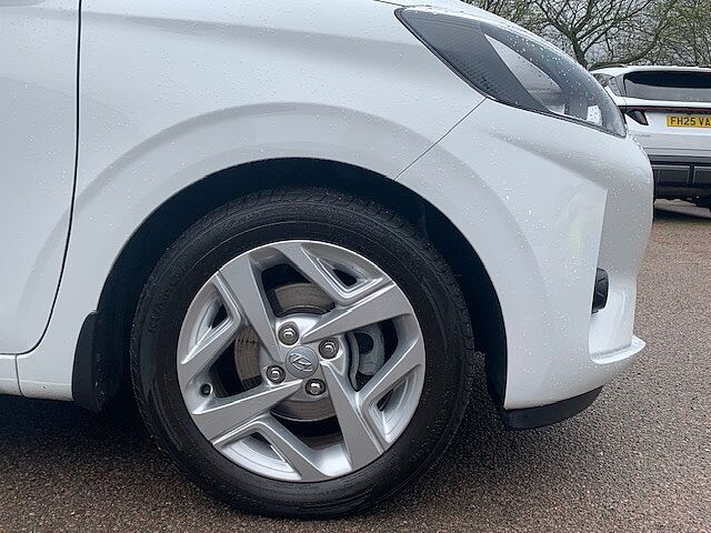 Hyundai i10 1.2 MPi SE Connect 5dr