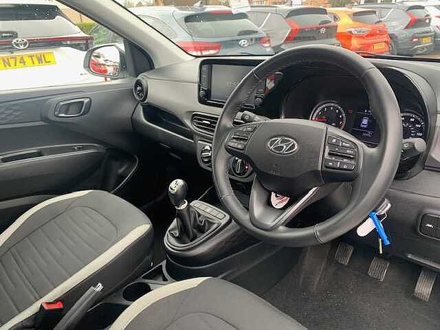 Hyundai i10 1.2 MPi SE Connect 5dr