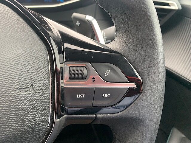 Peugeot 208 1.2 PureTech 130 Allure Premium 5dr EAT8 White