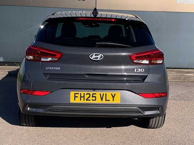Hyundai i30 1.5T GDi 48v Hybrid Premium 5dr DCT