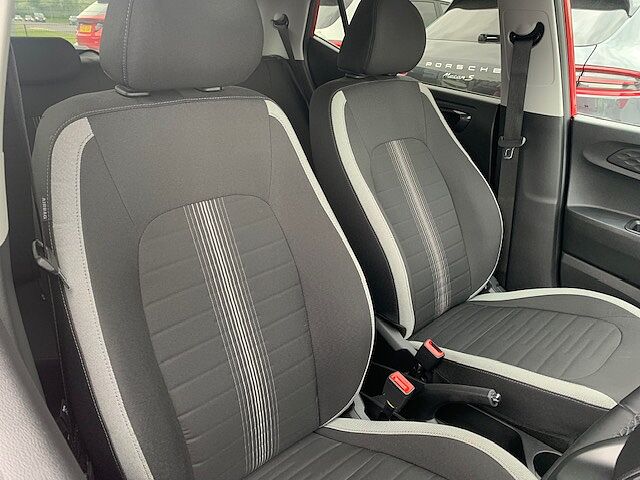 Hyundai i10 1.0 MPi Premium 5dr