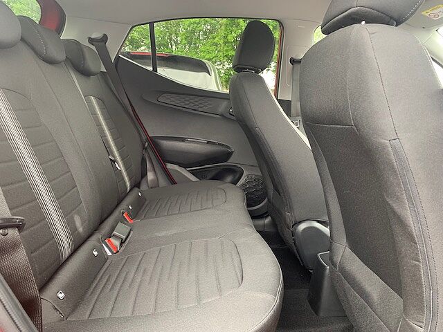 Hyundai i10 1.0 MPi Premium 5dr