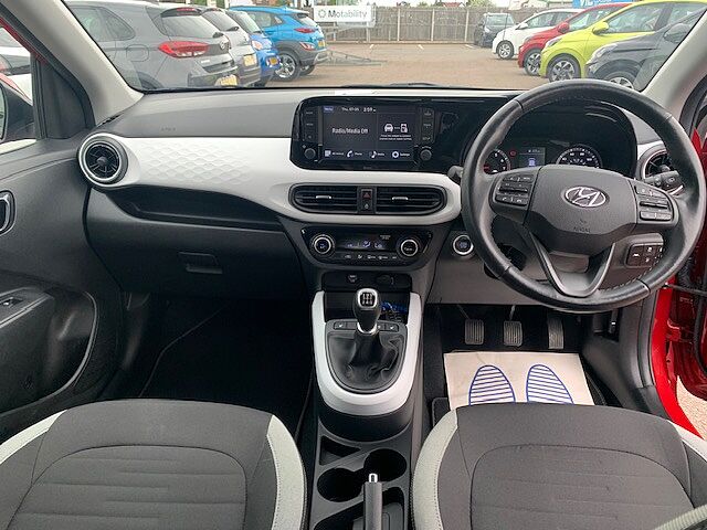 Hyundai i10 1.0 MPi Premium 5dr