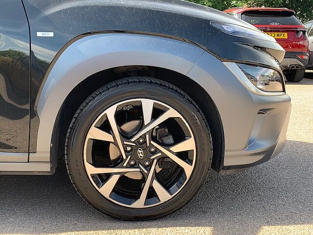 Hyundai KONA 1.0 TGDi 48V MHEV Premium 5dr