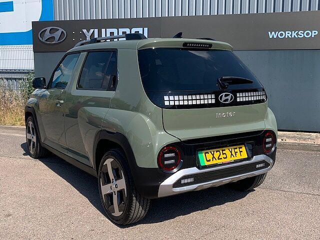 Hyundai INSTER 02