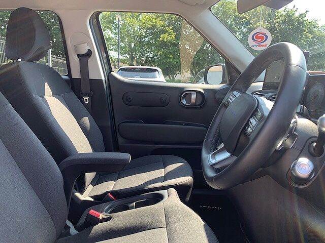 Hyundai INSTER 02