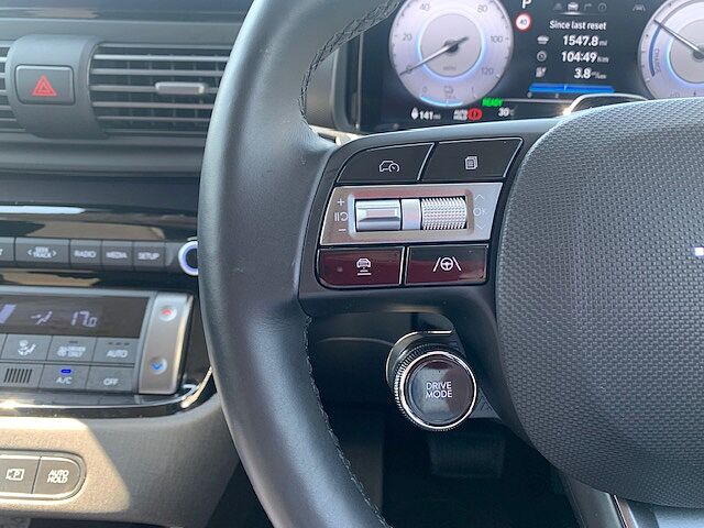 Hyundai INSTER 02