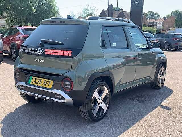 Hyundai INSTER 02