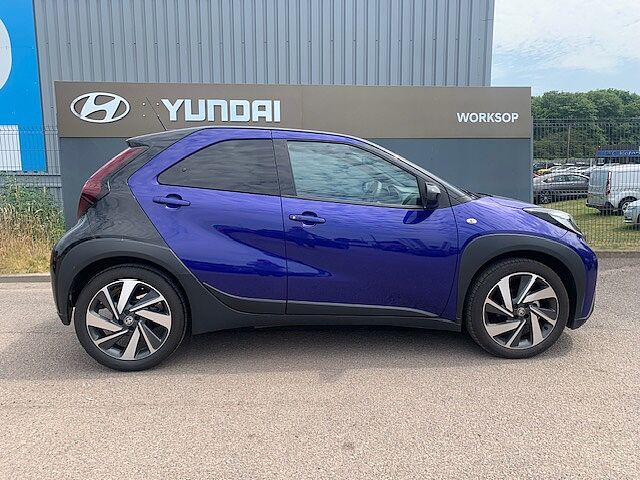 Toyota AYGO X 1.0 VVT-i Exclusive 5dr Auto Blue
