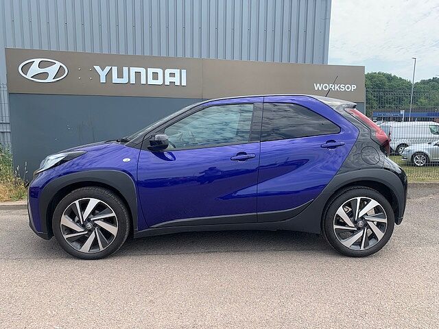 Toyota AYGO X 1.0 VVT-i Exclusive 5dr Auto Blue