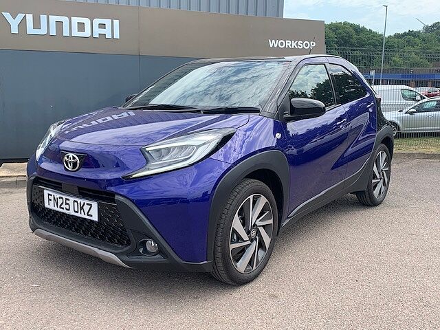 Toyota AYGO X 1.0 VVT-i Exclusive 5dr Auto Blue