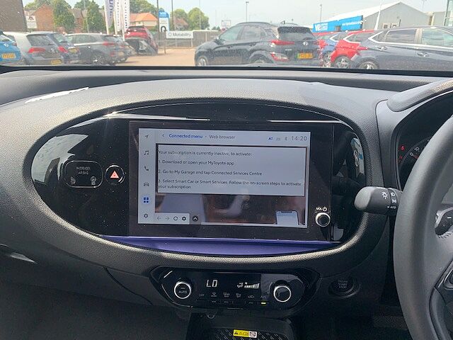 Toyota AYGO X 1.0 VVT-i Exclusive 5dr Auto Blue