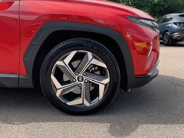 Hyundai TUCSON 1.6 TGDi Plug-in Hybrid Premium 5dr 4WD Auto