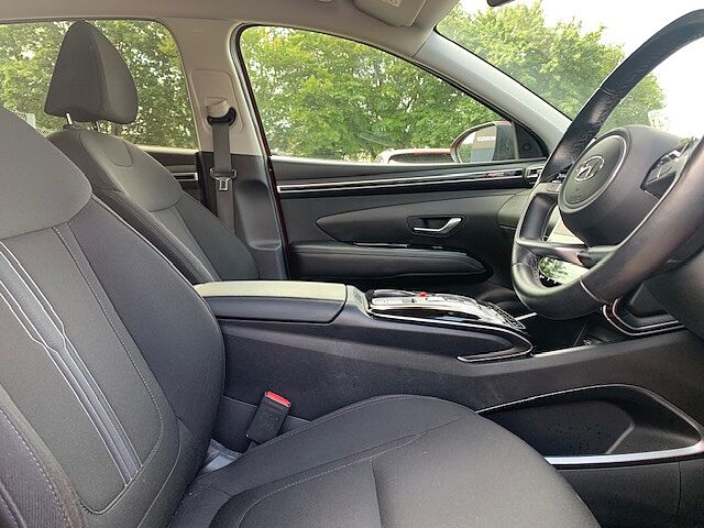 Hyundai TUCSON 1.6 TGDi Plug-in Hybrid Premium 5dr 4WD Auto