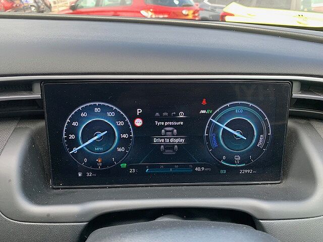 Hyundai TUCSON 1.6 TGDi Plug-in Hybrid Premium 5dr 4WD Auto