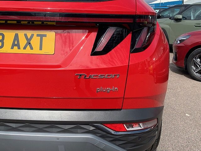 Hyundai TUCSON 1.6 TGDi Plug-in Hybrid Premium 5dr 4WD Auto