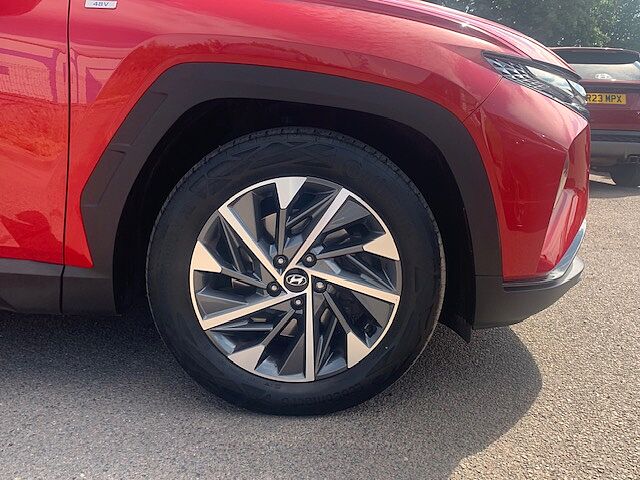 Hyundai TUCSON 1.6 TGDi 48V MHD Premium 5dr 2WD DCT