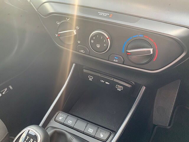 Hyundai i20 1.0T GDi 90 Black Line 5dr