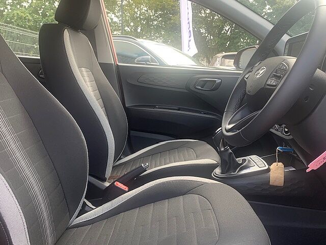 Hyundai i10 1.0 [63] Advance 5dr Auto [Nav]