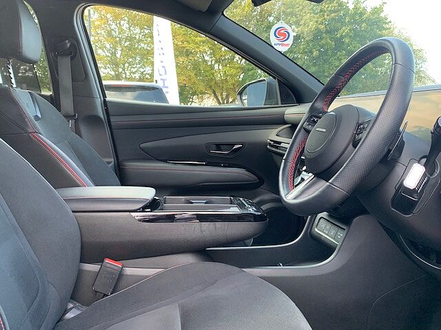 Hyundai TUCSON 1.6T 239 Hybrid N Line 5dr Auto Black