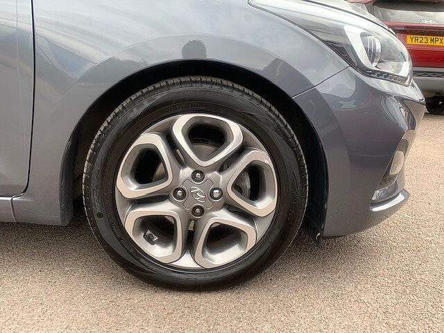 Hyundai i20 1.2 MPi Play 5dr