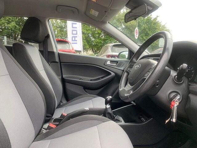 Hyundai i20 1.2 MPi Play 5dr